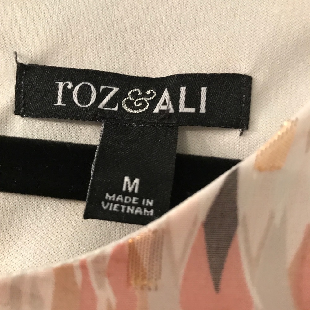 Dress Barn Roz and Ali - Picture 4 of 4